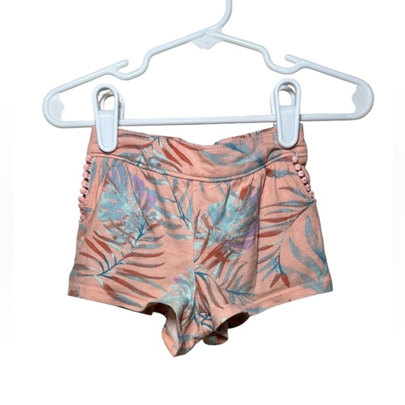 Oshkosh Toddler Girls Two Piece Set Palm Print Tank and Shorts Size 18 Months - Picture 6 of 13